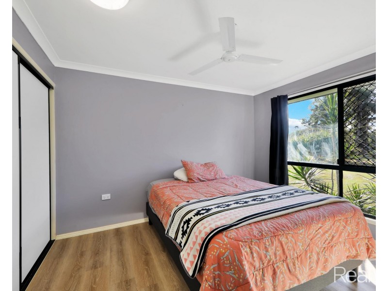 17 Pinto Avenue, Branyan QLD 4670