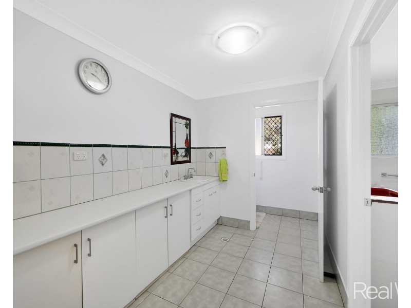 21 Sharon Park Lane, Sharon QLD 4670