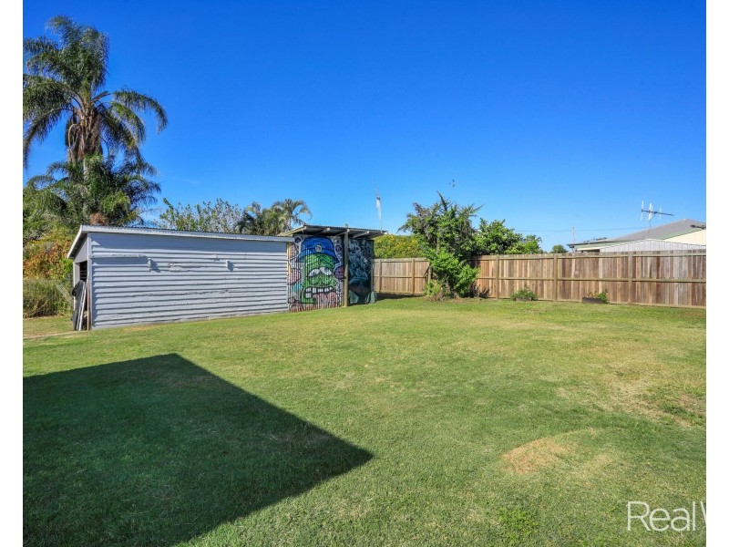 26 McCracken Street, Walkervale QLD 4670