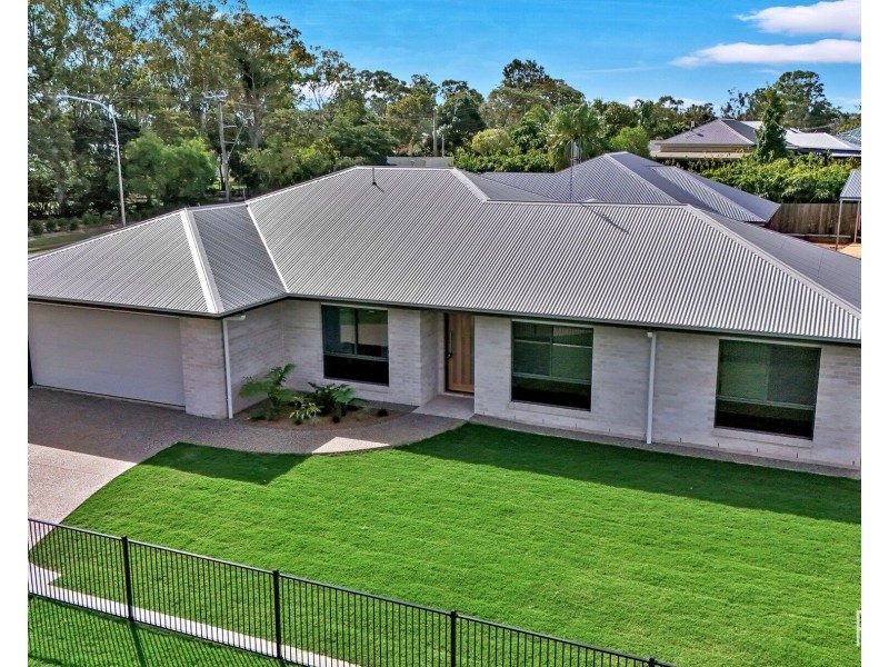 1 Ridge Road, Branyan QLD 4670