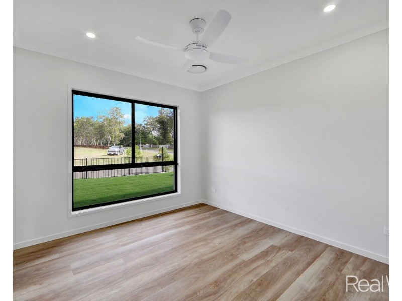 1 Ridge Road, Branyan QLD 4670