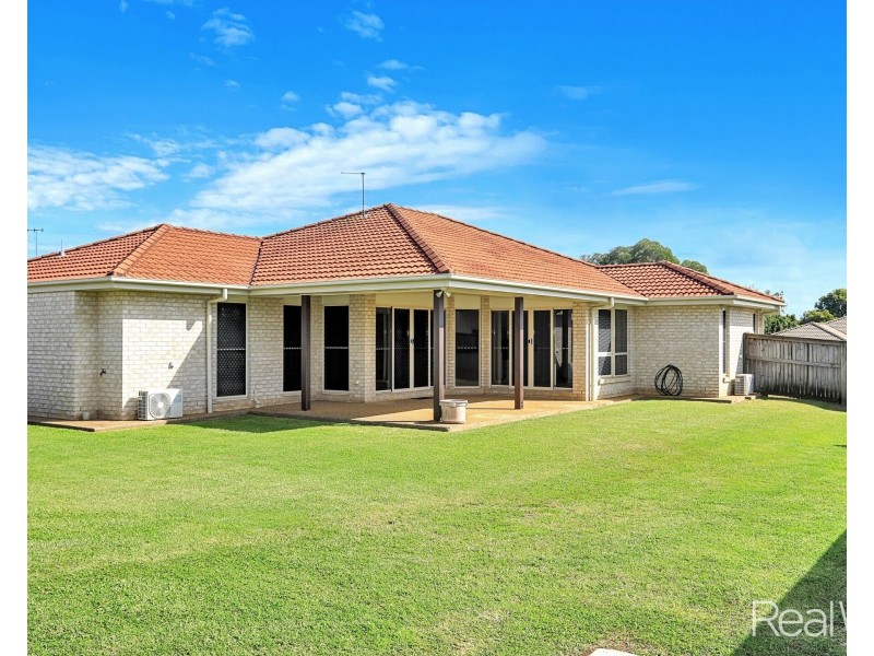 12 Linderberg Street, Kalkie QLD 4670