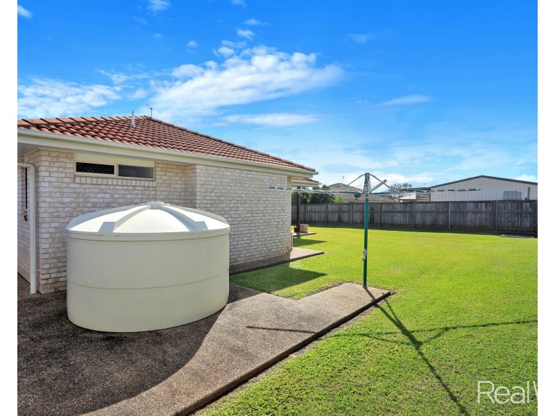 12 Linderberg Street, Kalkie QLD 4670