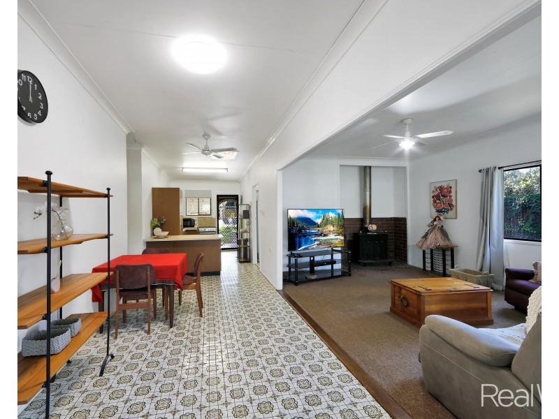 7 Gooburrum Road, Gooburrum QLD 4670