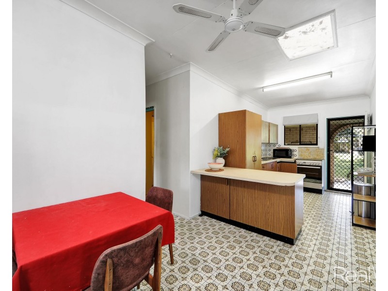 7 Gooburrum Road, Gooburrum QLD 4670