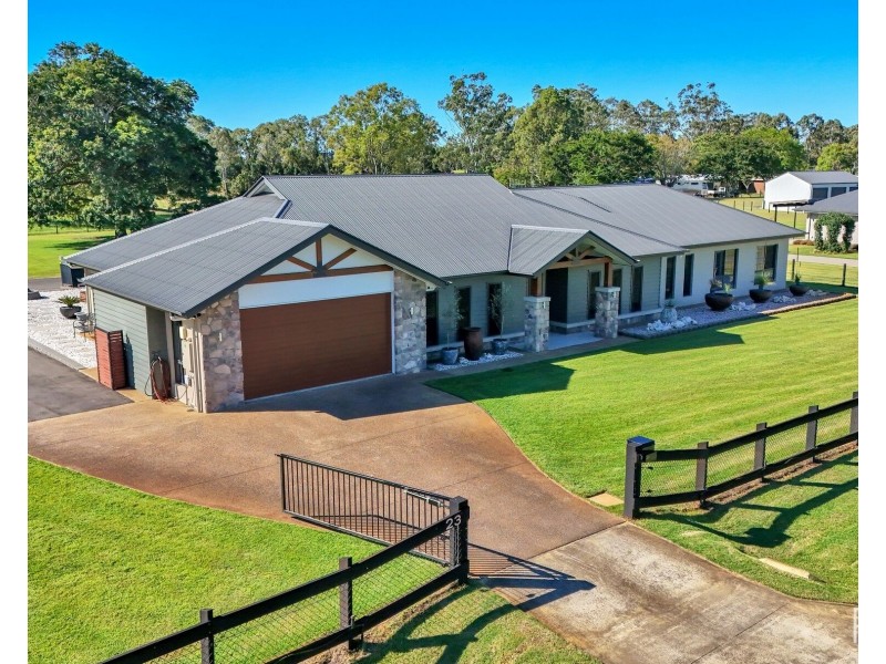 23 James Henderson Way, Gooburrum QLD 4670