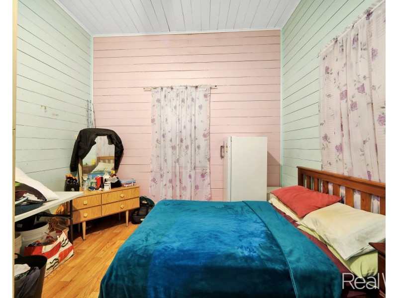 10 Kolan Street, Bundaberg North QLD 4670