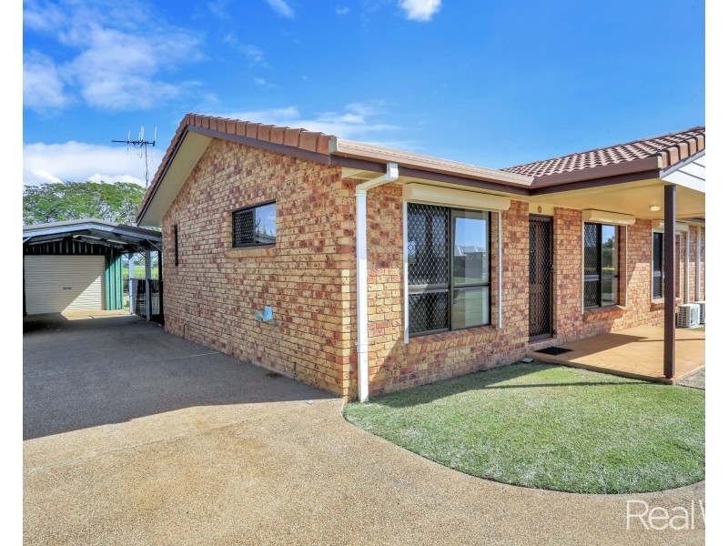 12 Dickinson Street, Burnett Heads QLD 4670