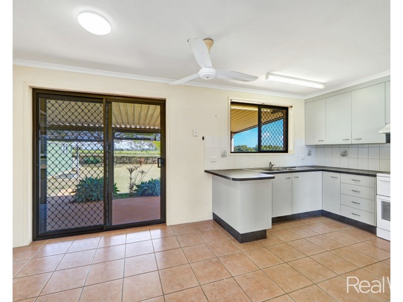 12 Dickinson Street, Burnett Heads QLD 4670