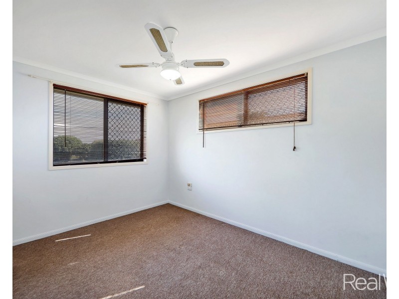 12 Dickinson Street, Burnett Heads QLD 4670