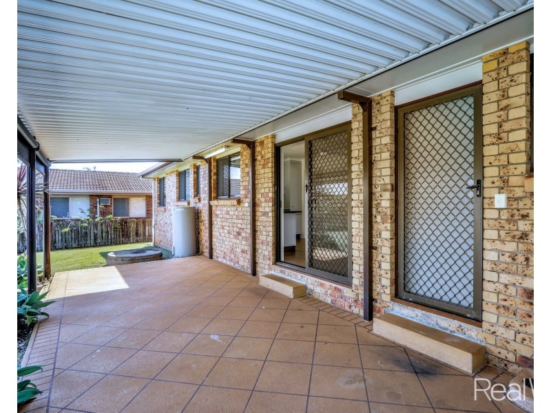 12 Dickinson Street, Burnett Heads QLD 4670