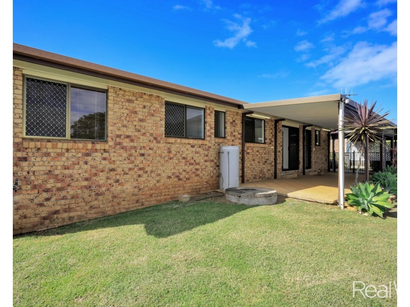 12 Dickinson Street, Burnett Heads QLD 4670