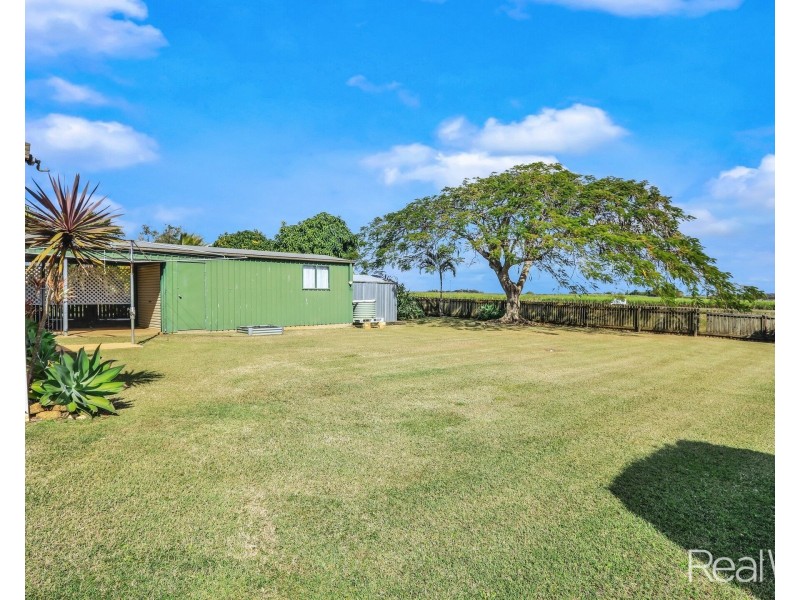 12 Dickinson Street, Burnett Heads QLD 4670