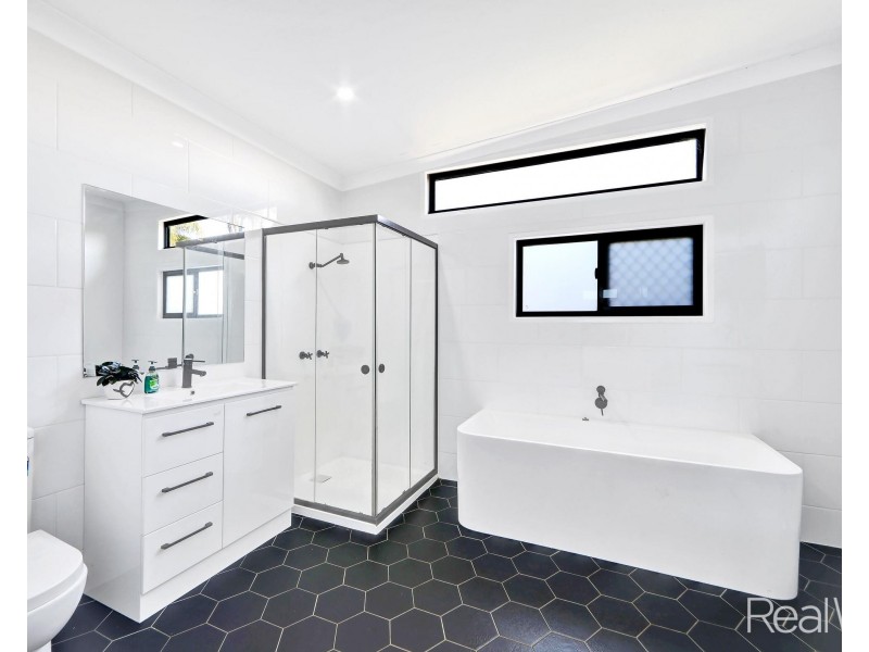 35 Glenmorris Street, Norville QLD 4670