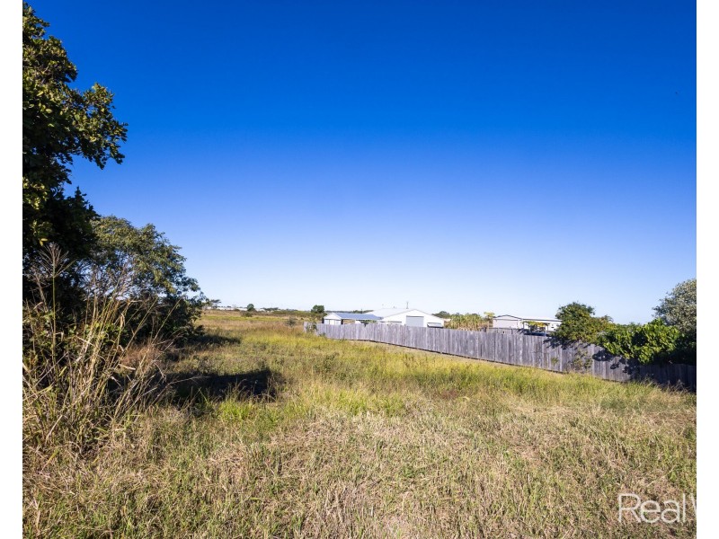 21 Hansen Street, Burnett Heads QLD 4670
