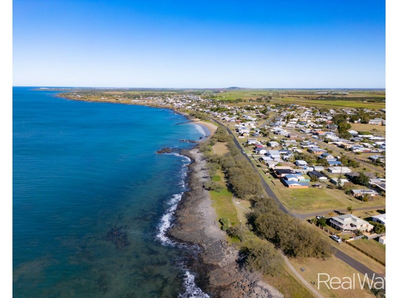 21 Hansen Street, Burnett Heads QLD 4670
