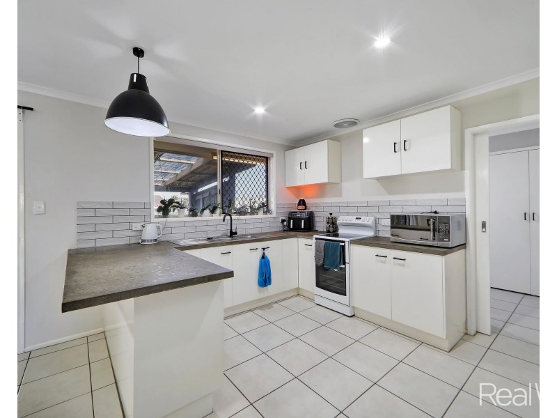 4 Regal Court, Millbank QLD 4670