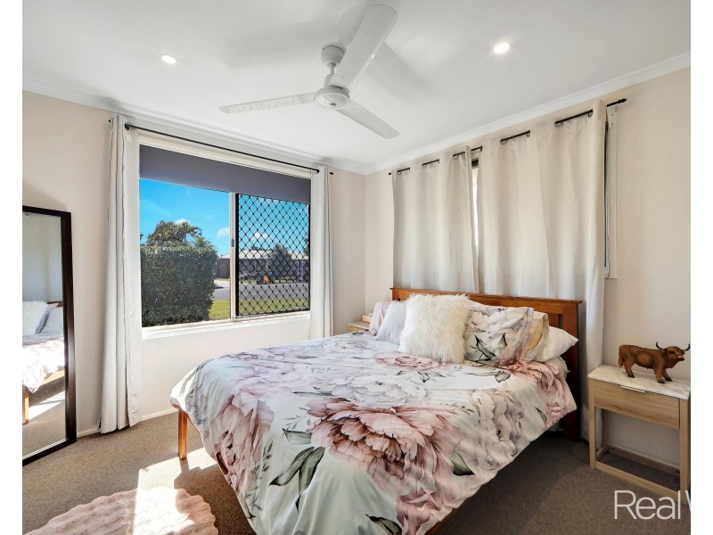 4 Regal Court, Millbank QLD 4670