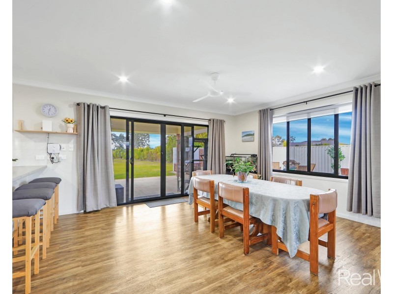 4 Eungella Court, Branyan QLD 4670