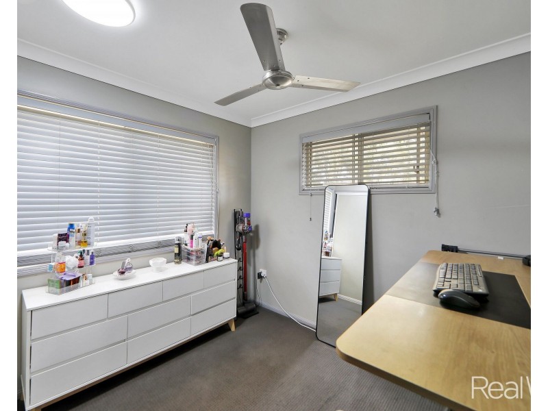 42 Heaps Street, Avenell Heights QLD 4670