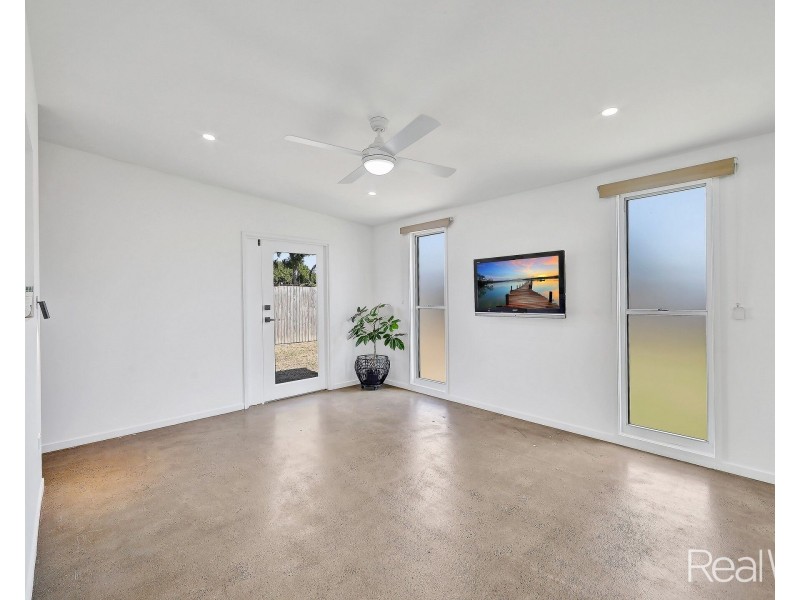 61 Maryborough Street, Walkervale QLD 4670