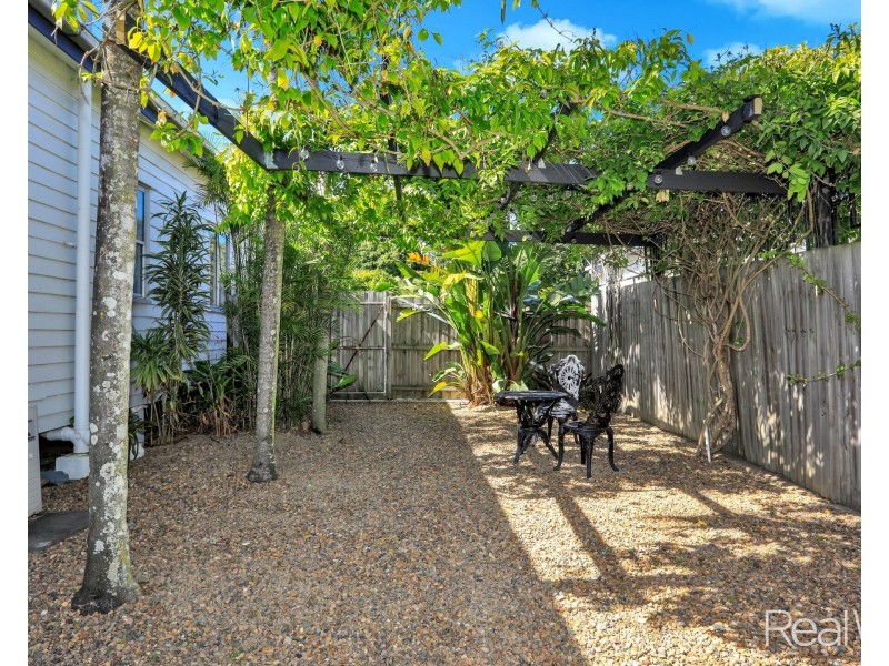 61 Maryborough Street, Walkervale QLD 4670