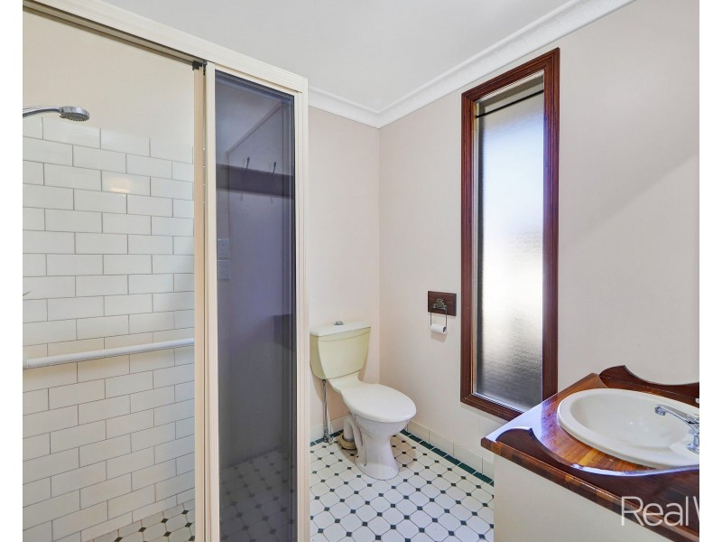 15 Paradise Lane, Branyan QLD 4670