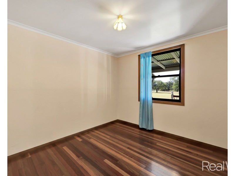 15 Paradise Lane, Branyan QLD 4670