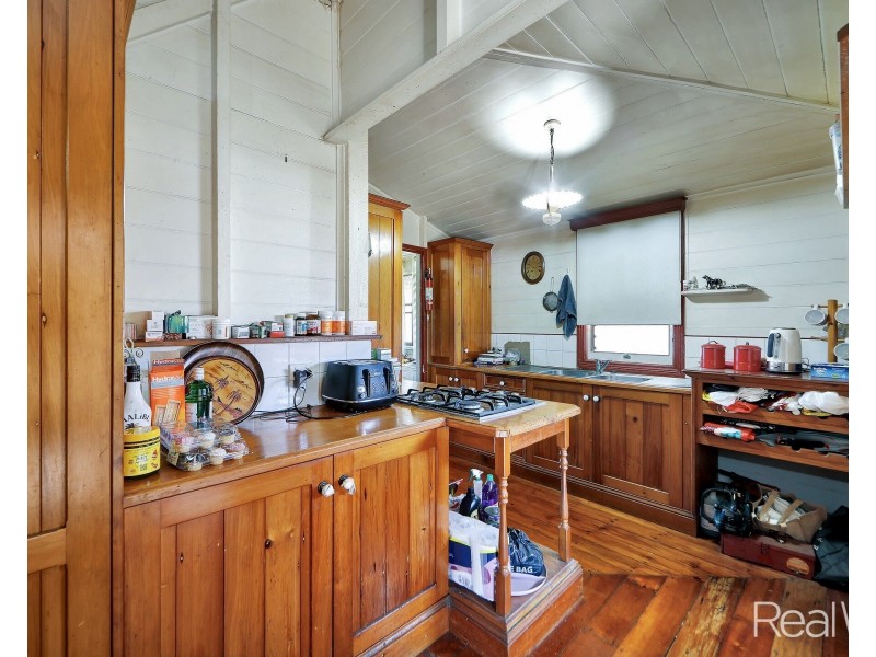 39 Burnett Street, Bundaberg South QLD 4670