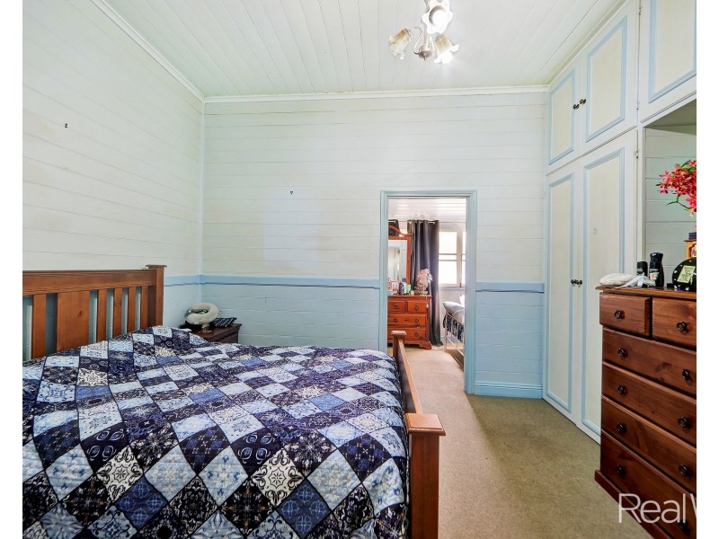 39 Burnett Street, Bundaberg South QLD 4670