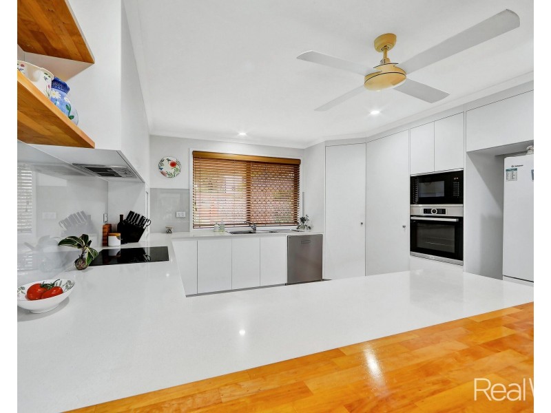 7 Parkvue Drive, Avoca QLD 4670
