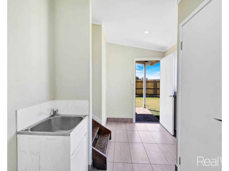 122 Fairymead Road, Bundaberg North QLD 4670