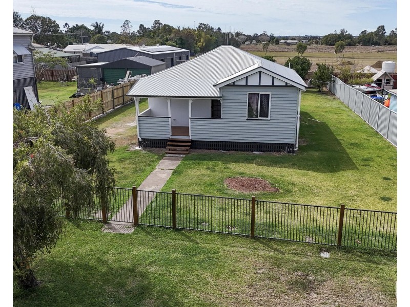 122 Fairymead Road, Bundaberg North QLD 4670