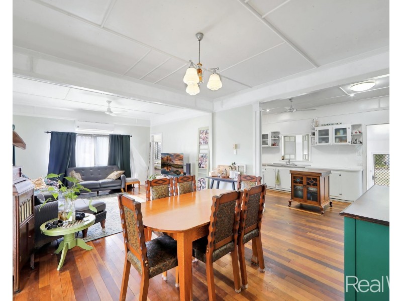30 Bates Street, Svensson Heights QLD 4670