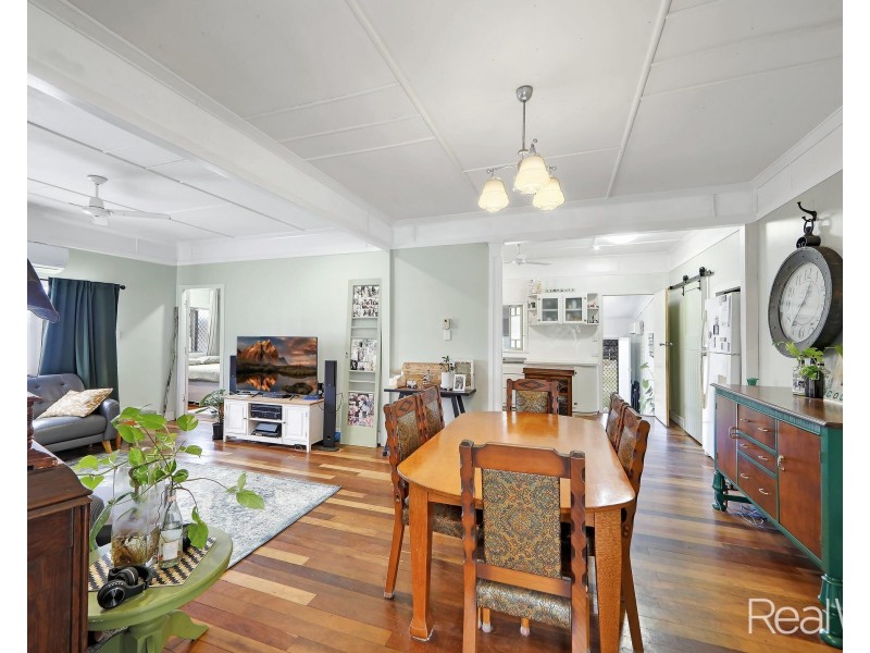 30 Bates Street, Svensson Heights QLD 4670