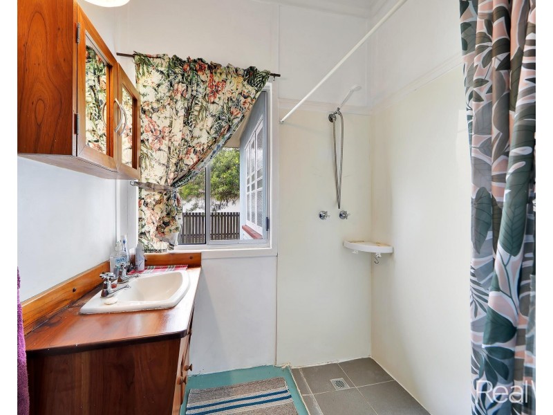 41 Hunter Street, Walkervale QLD 4670