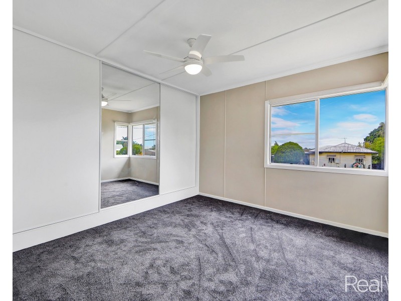 4 Cameron Street, Bundaberg North QLD 4670
