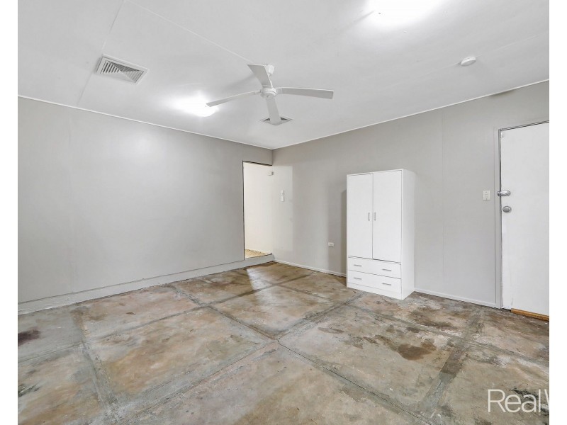 4 Cameron Street, Bundaberg North QLD 4670