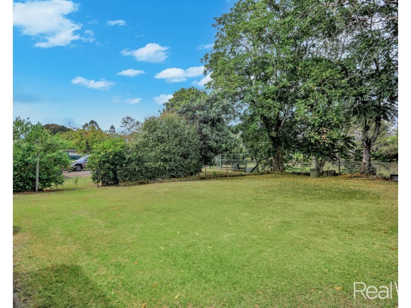 4 Cameron Street, Bundaberg North QLD 4670