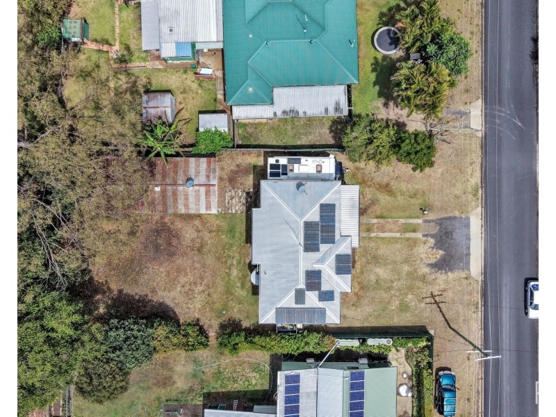 4 Cameron Street, Bundaberg North QLD 4670