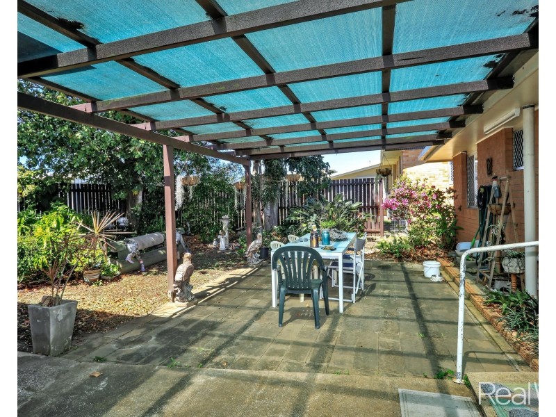 6 Peatey Street, Kepnock QLD 4670