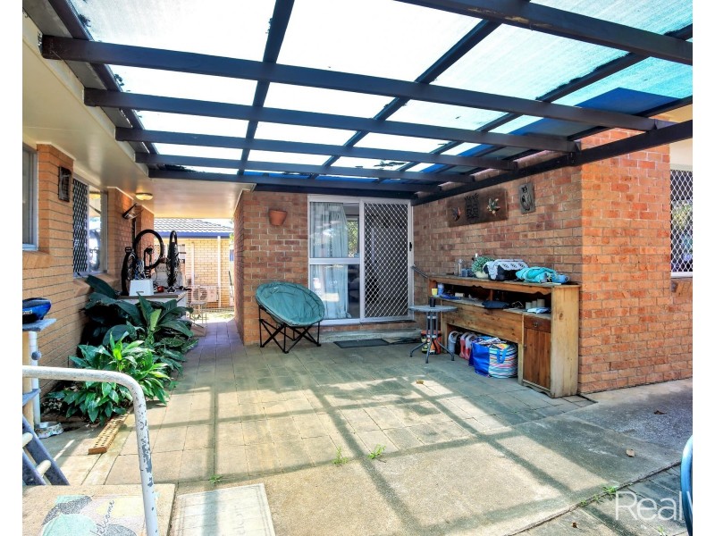 6 Peatey Street, Kepnock QLD 4670