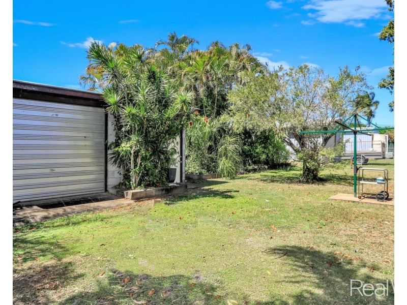 6 Peatey Street, Kepnock QLD 4670