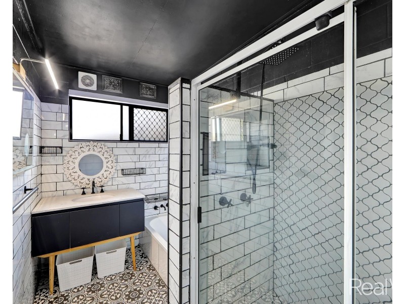 133 Branyan Street, Svensson Heights QLD 4670