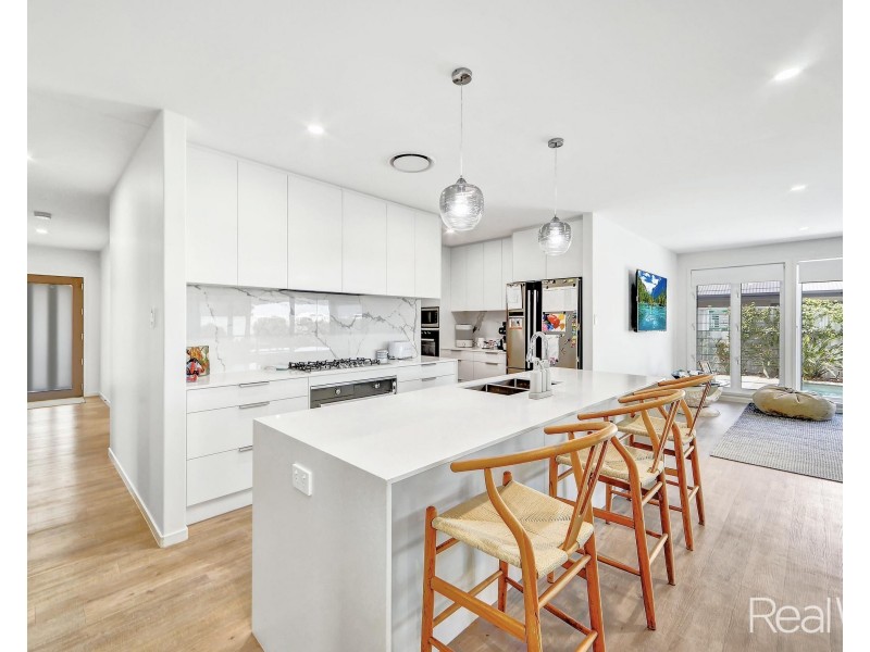 5 Malakula Street, Bargara QLD 4670