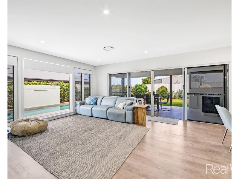 5 Malakula Street, Bargara QLD 4670