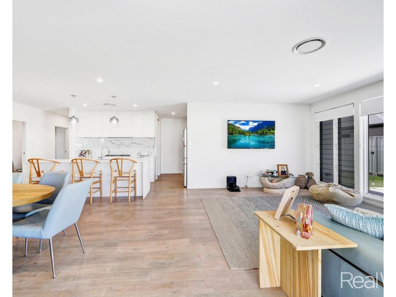 5 Malakula Street, Bargara QLD 4670