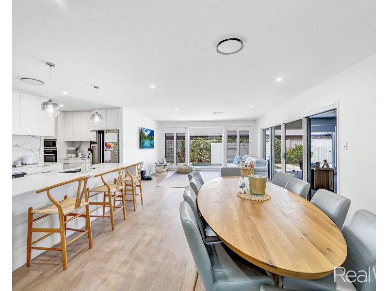5 Malakula Street, Bargara QLD 4670