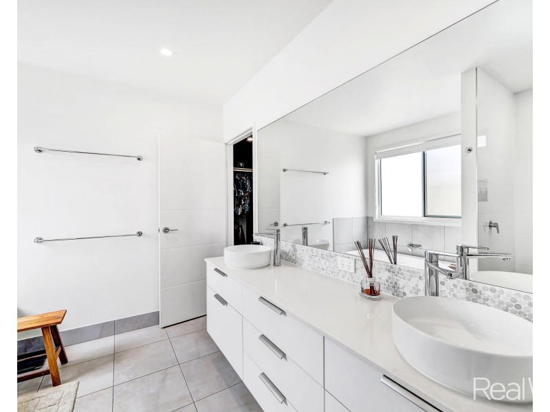 5 Malakula Street, Bargara QLD 4670