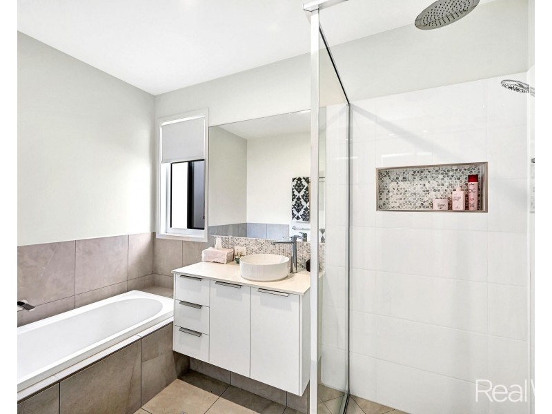 5 Malakula Street, Bargara QLD 4670